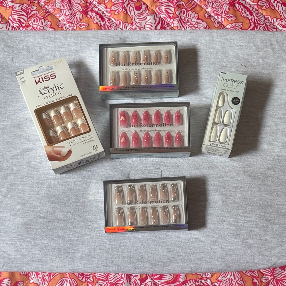 BUNDLE of Assorted Press-On Nail Sets